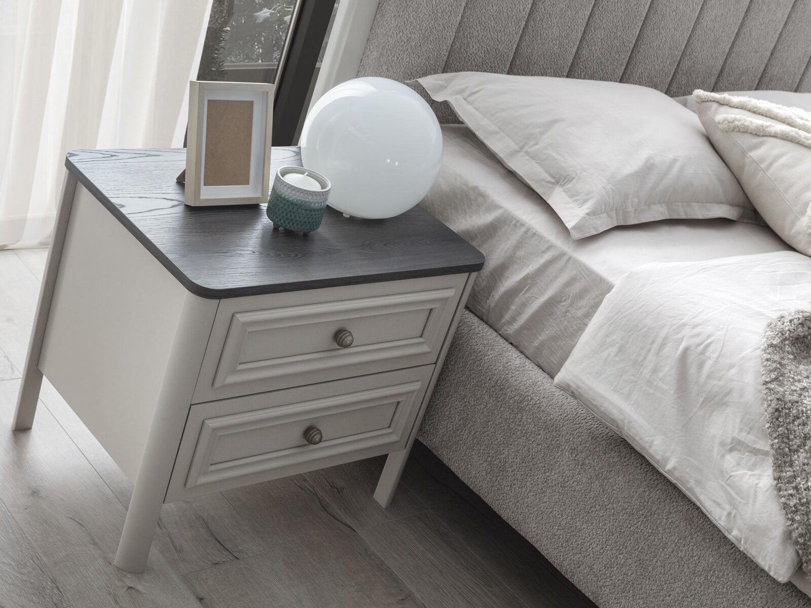 Diana Nightstand